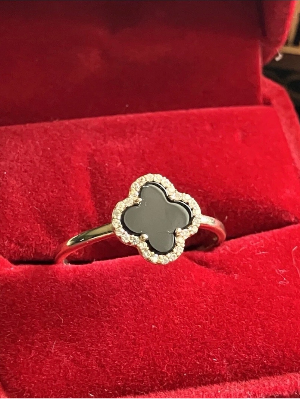 14k Solid Gold Black Clover Motif Ring with Crystal Halo - size 11